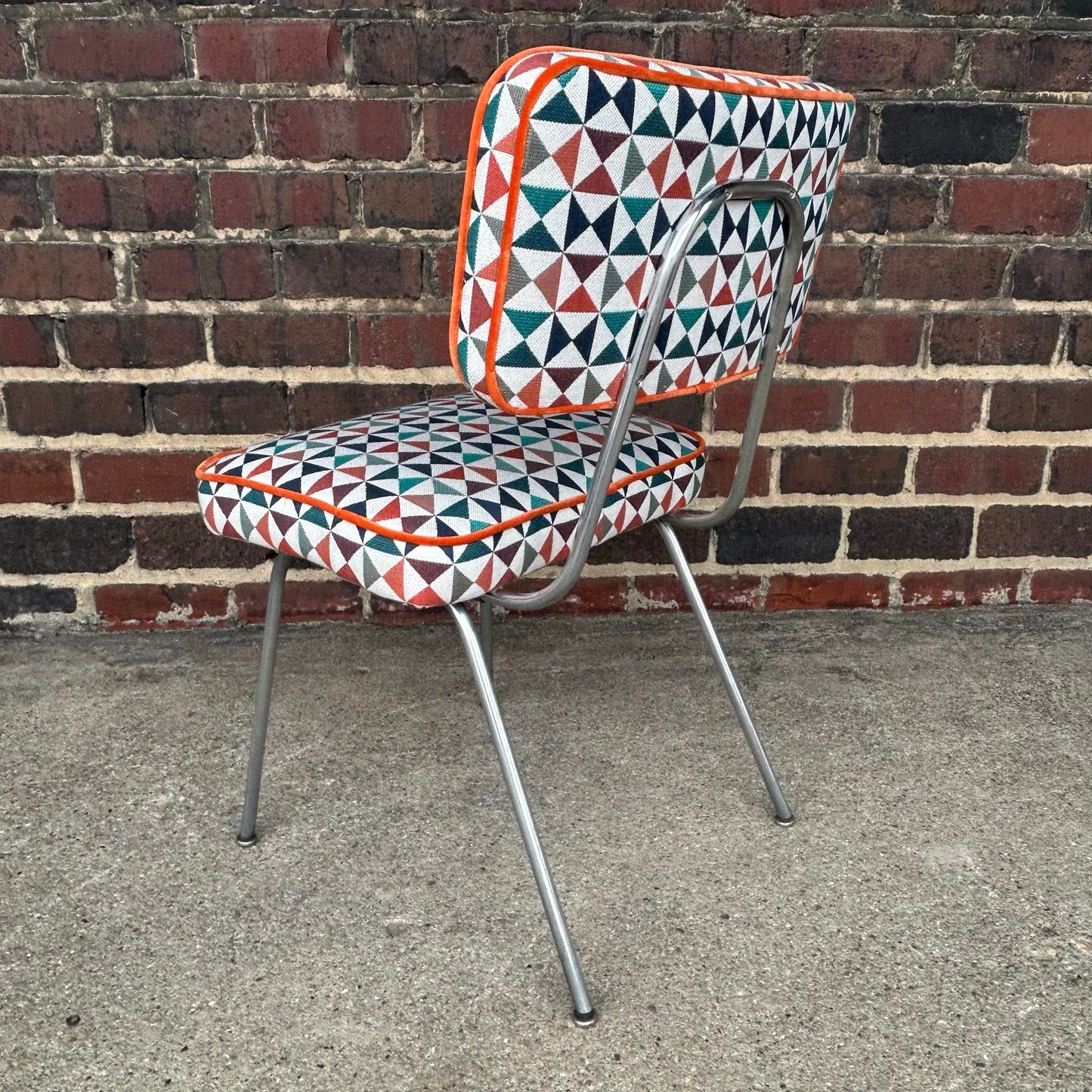Set of 4 Early George 4671 Aluminum Frame Nelson Chairs Recovered in Geometric Sunbrella Fabric
