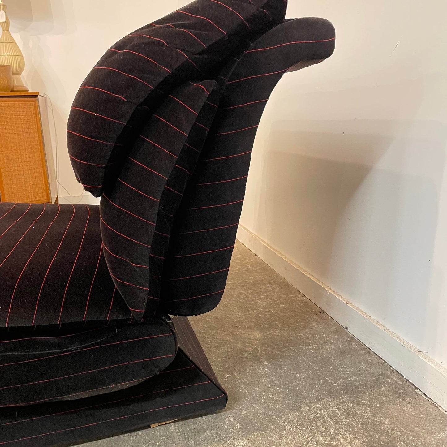 1980s Vladimir Kagan for Preview Furniture Black and Red Stripe Chaise