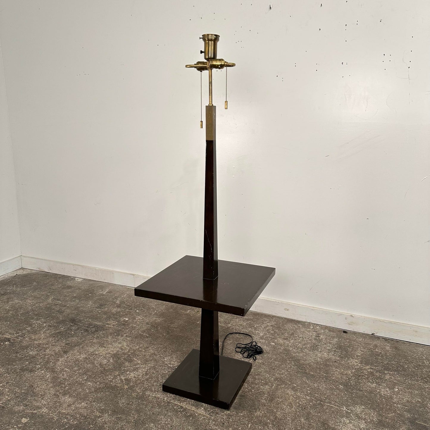 Tommi Parzinger Floor Lamp High Class Midcentury Modern