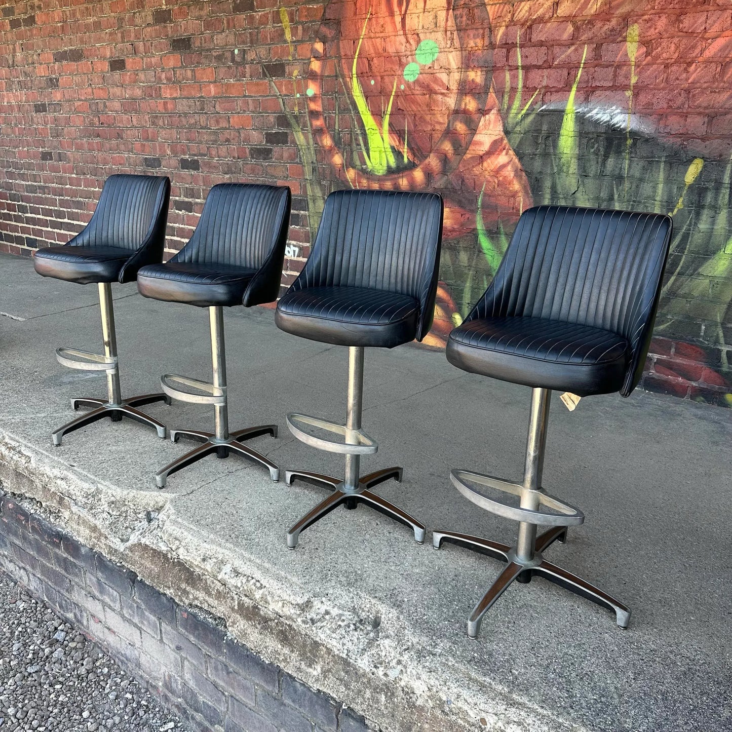 Set of 4 ChromCraft Swivel Bar Stools