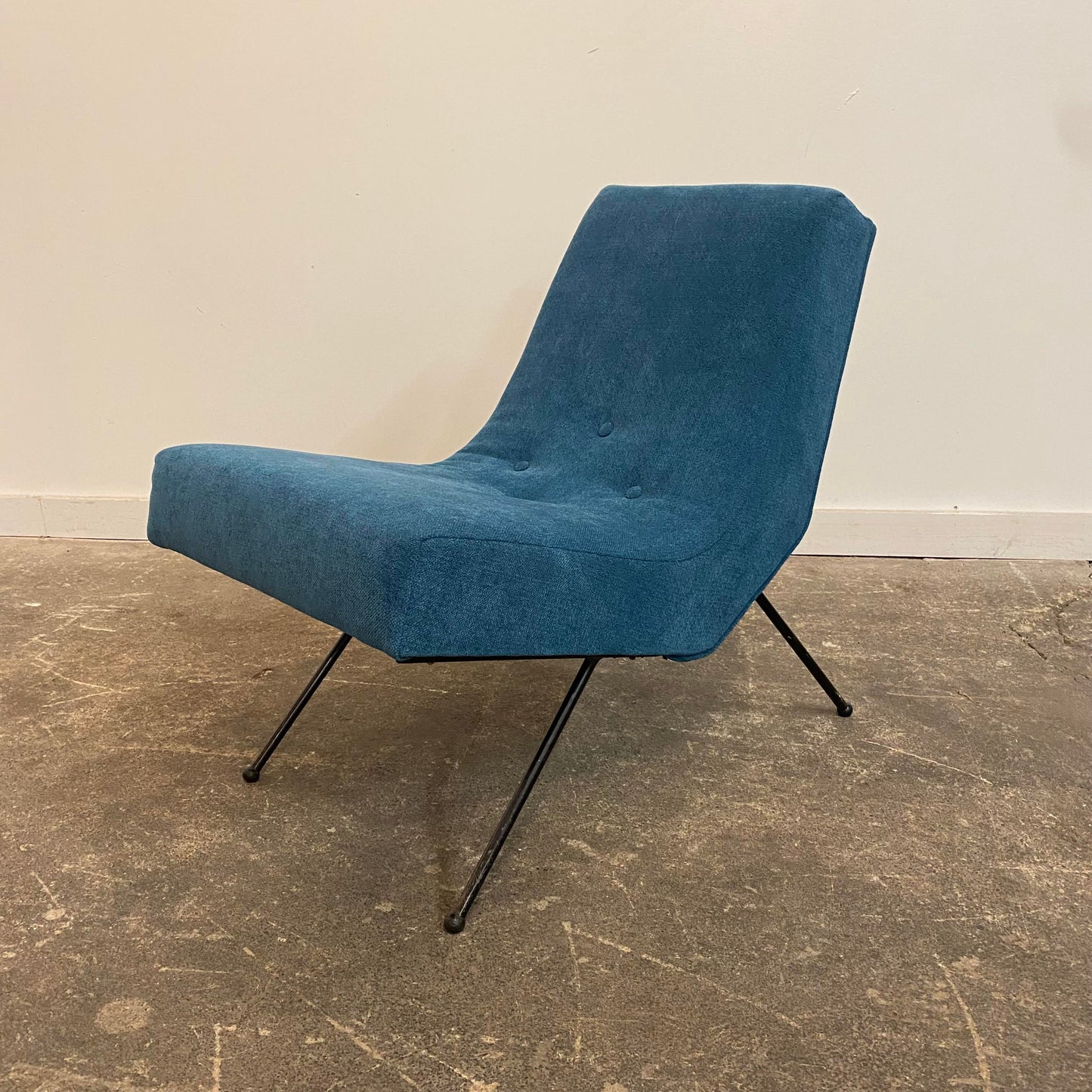 1960s Mid-Century Modern Iron Slipper Chair by Adrian Pearsall