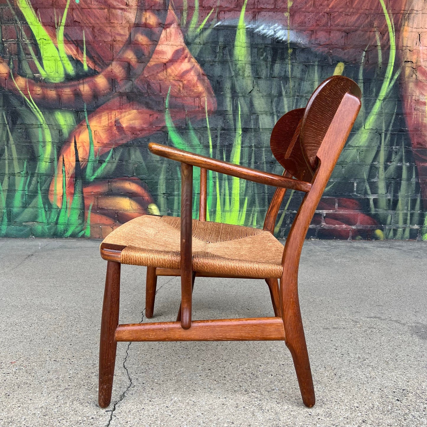 Mid Century Modern Hans Wegner Model Ch22 Shell Back Paddle Armchair