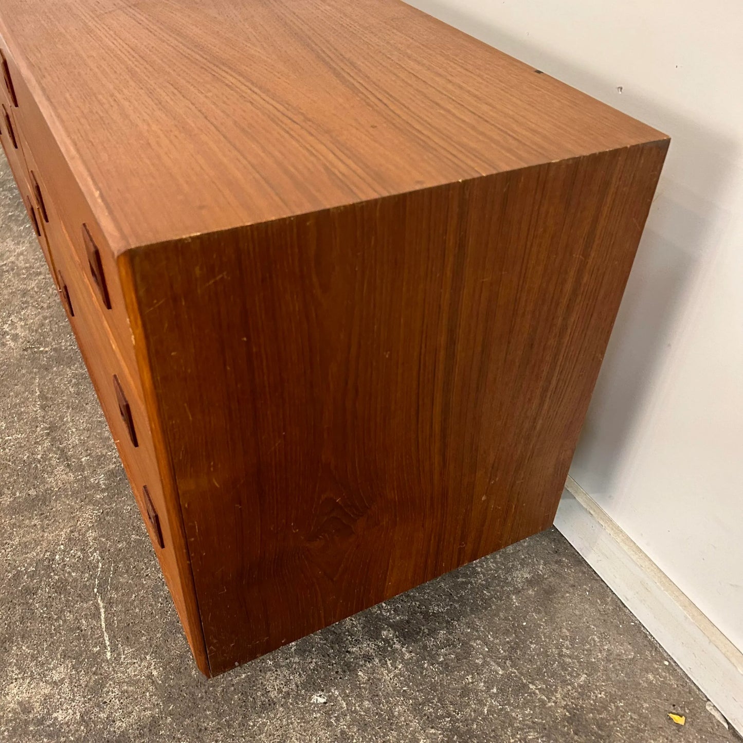 Mid Century Danish Modern 6 Drawer Teak Dresser