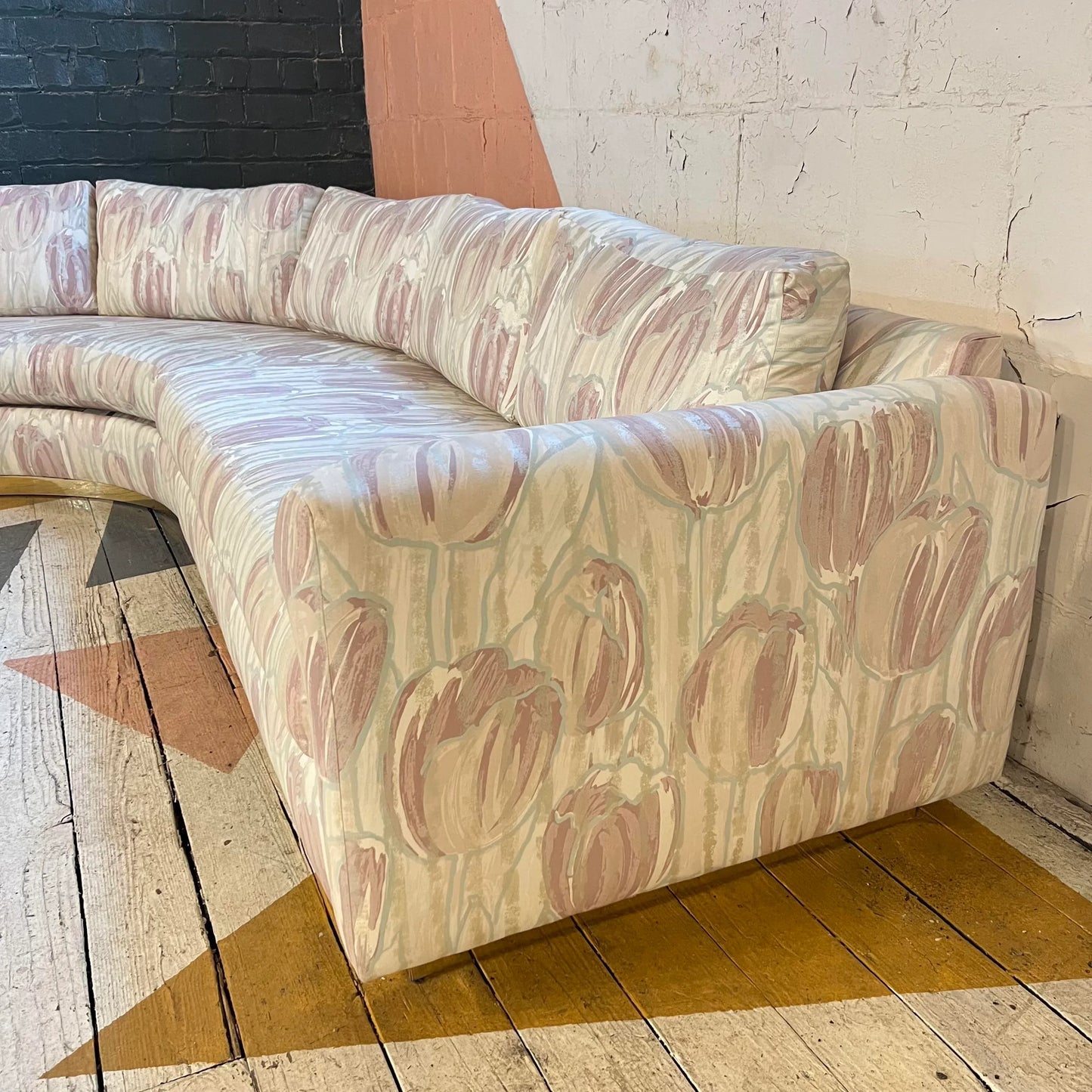 Curved Sectional 80s Sofa With Brass Base Detailing