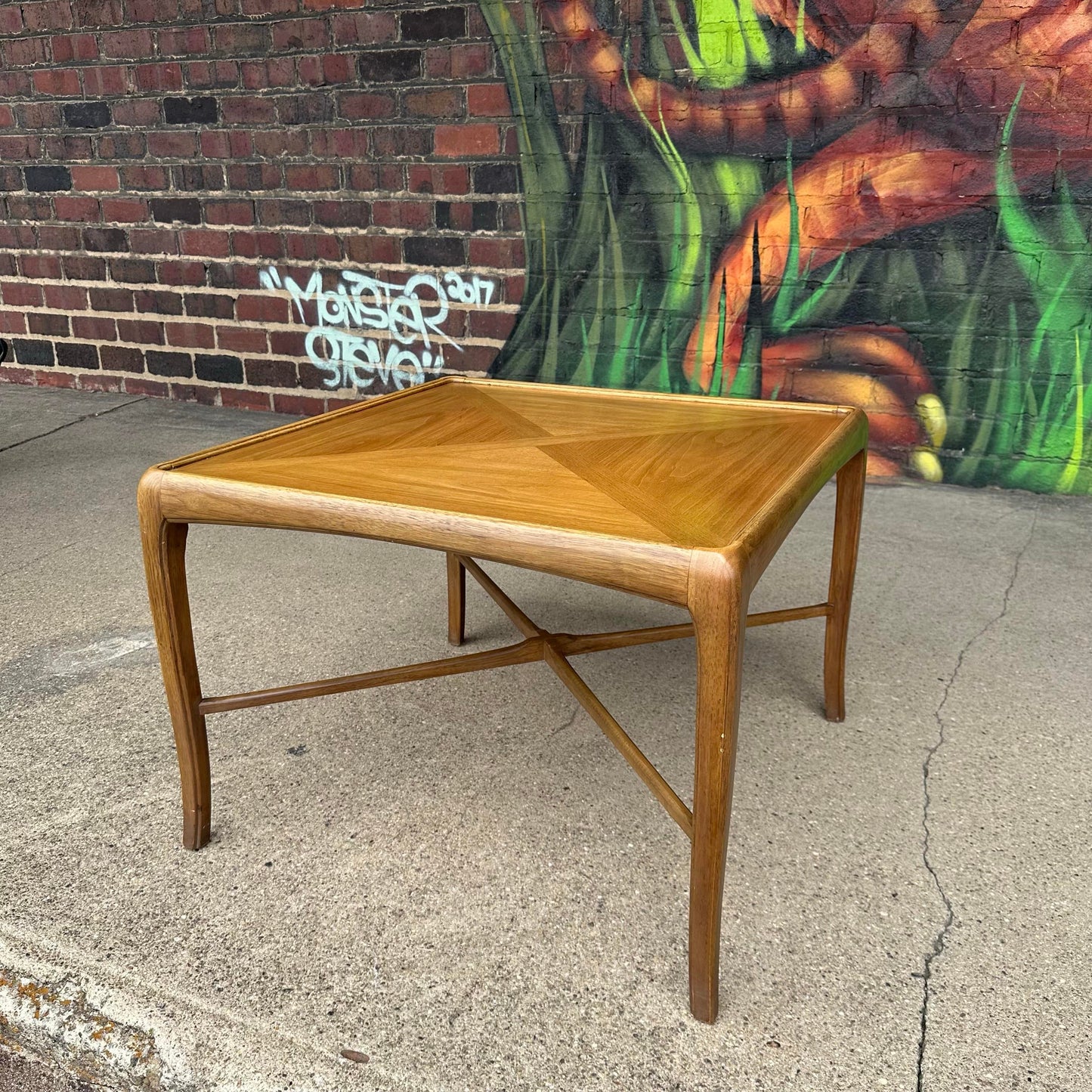 Thomasville End Table Bentwood Legs Gibbings Style