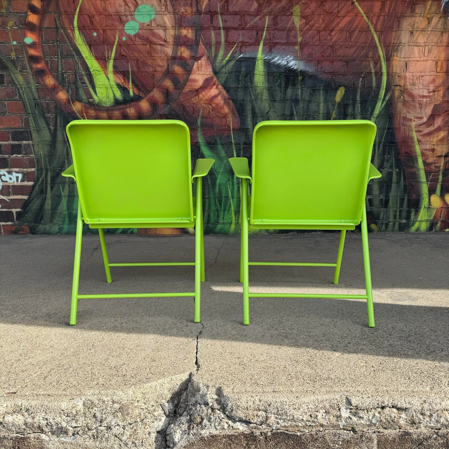 Mid 20th Century Russel Wright Folding Outdoor Chairs, Attributed - Set of 2