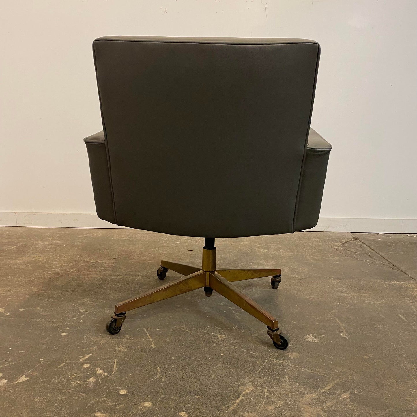 Mid Century Modern Knoll Reupholstered Grey Leather Desk Chair