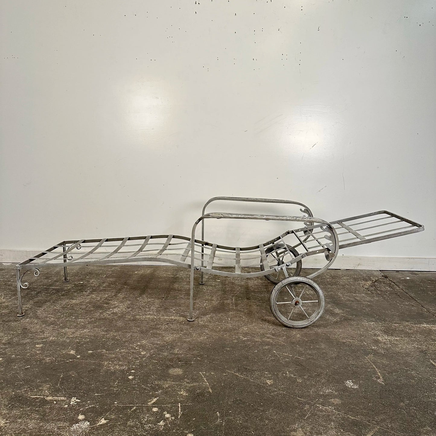 Outdoor Adjustable Chaise Lounge Chair Fruit Pattern