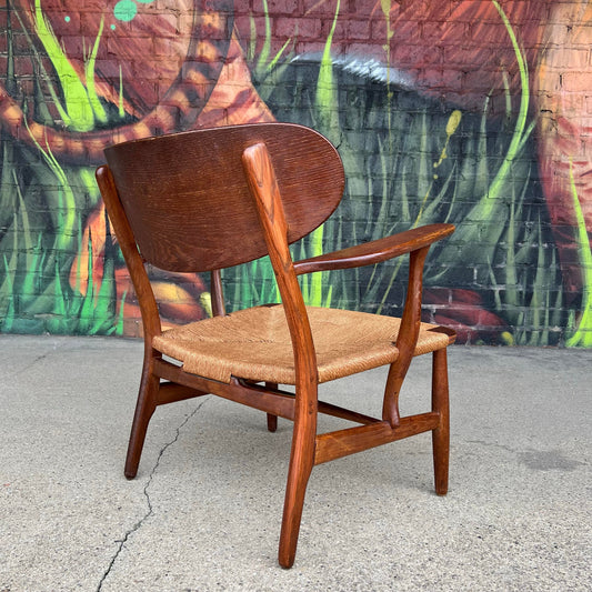 Mid Century Modern Hans Wegner Model Ch22 Shell Back Paddle Armchair