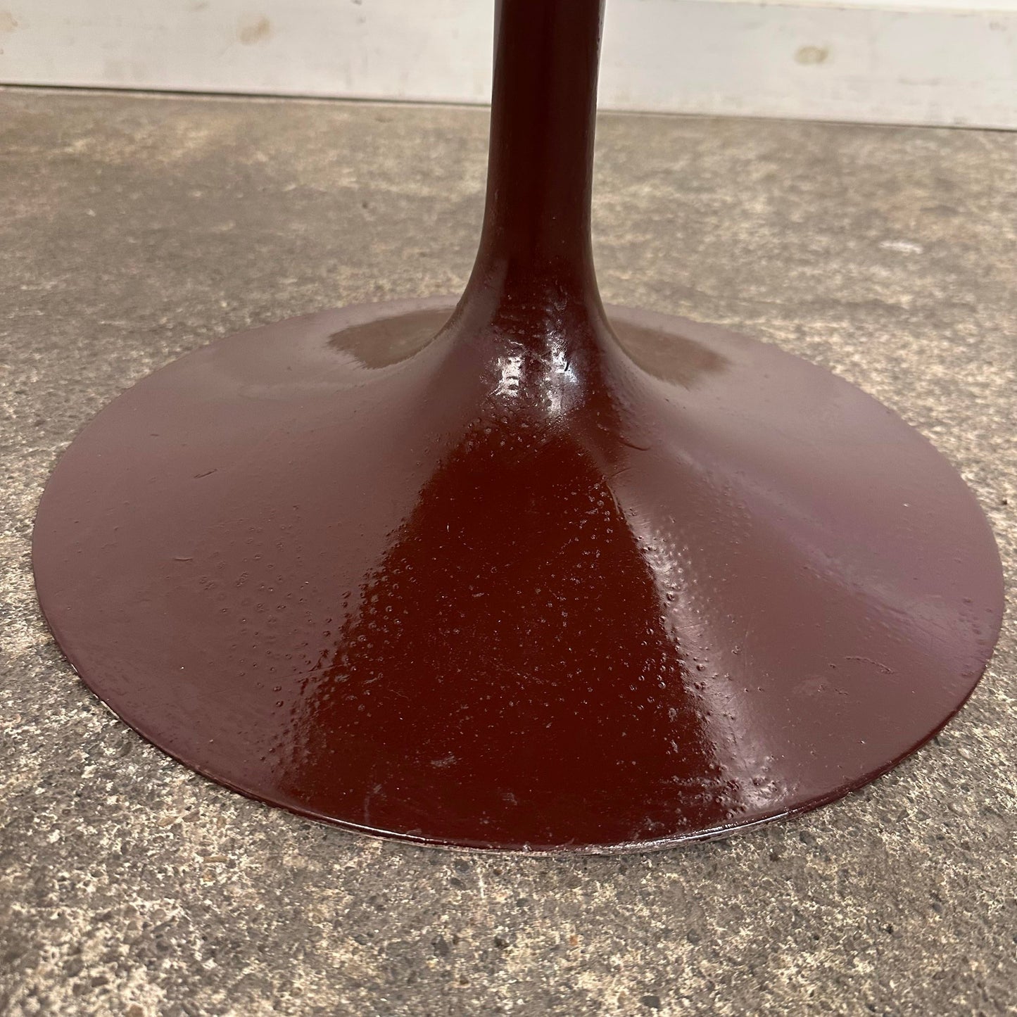 Knoll Saarinen Tulip Base Swivel Stool