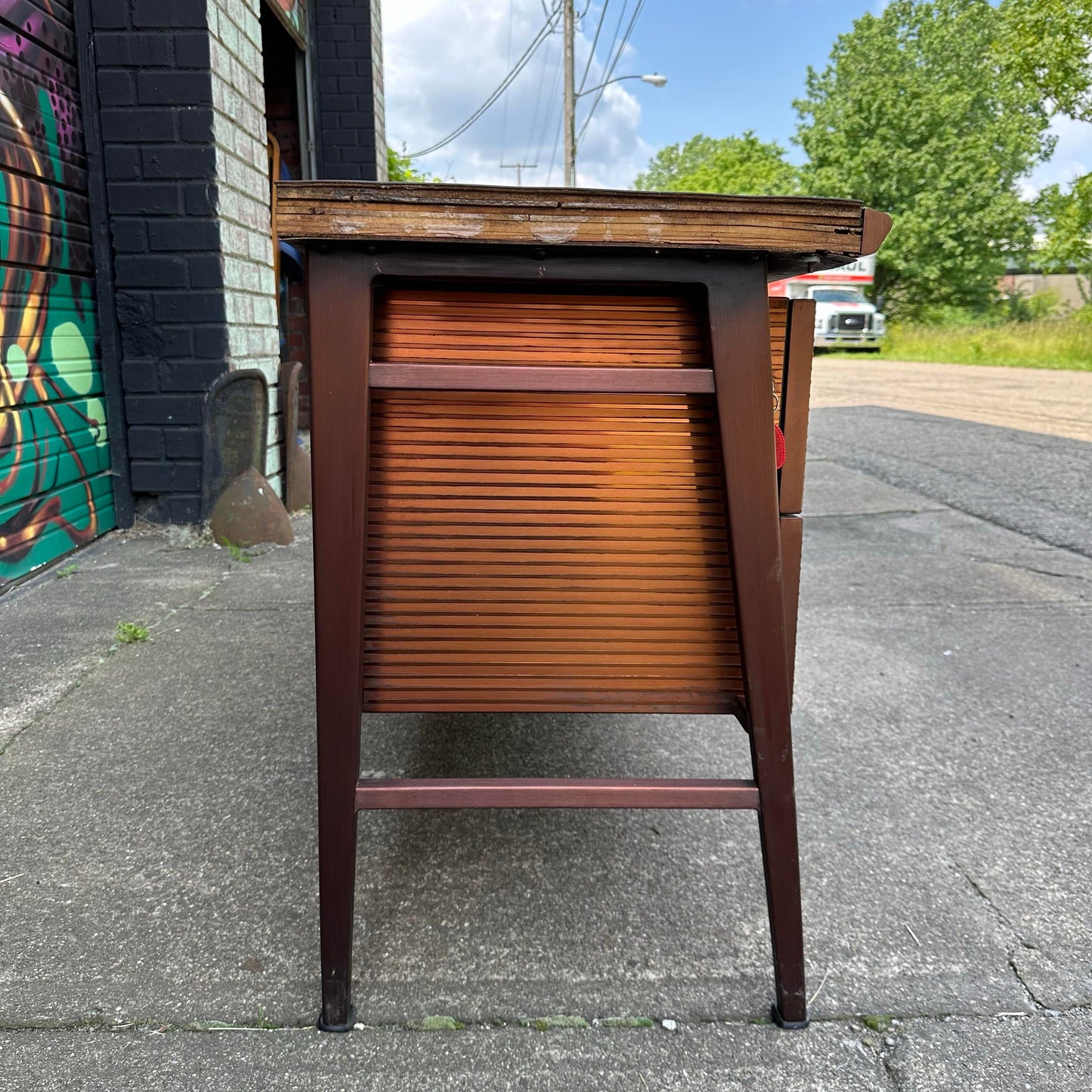 Alcoa/Reynolds/Gf Studios for Gordon Bumshaft Italic Credenza Mid-Century Modern