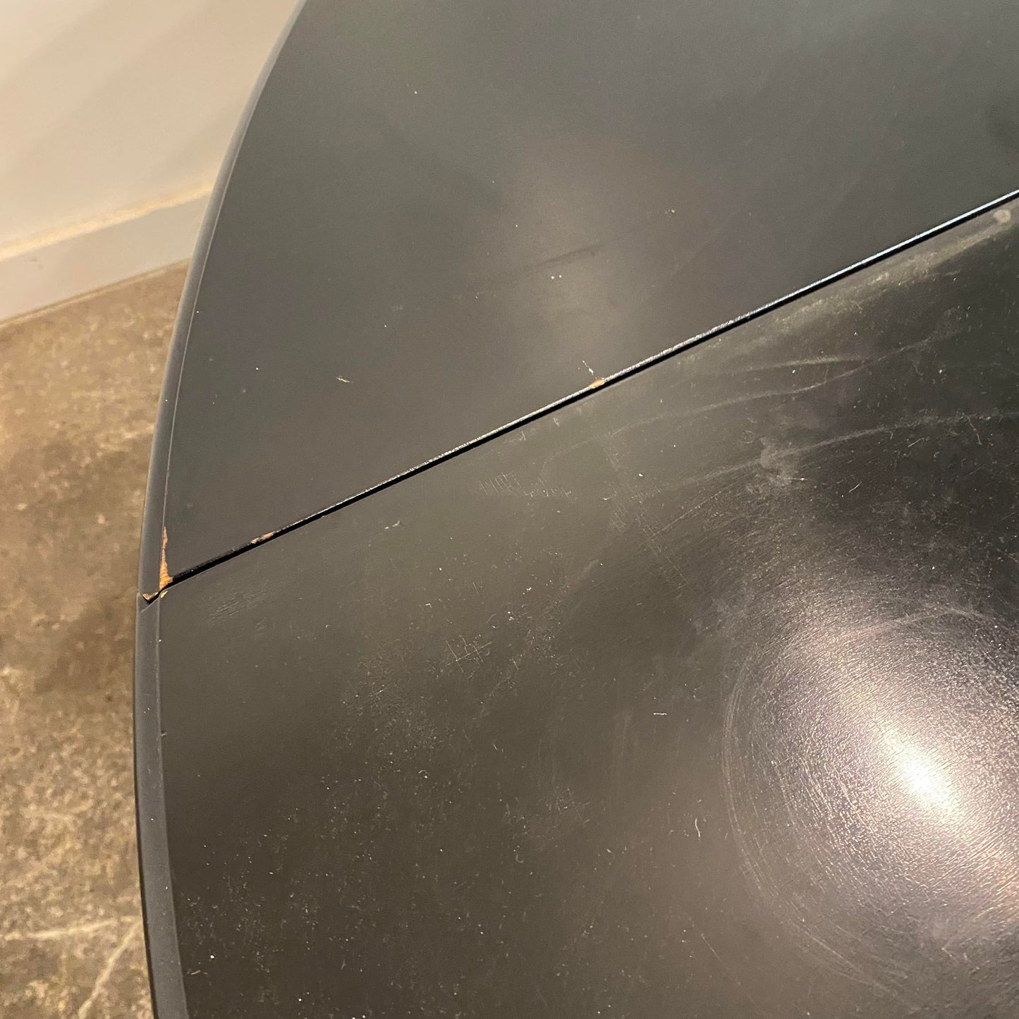 1960s Mid-Century Modern Drop Leaf Dining Table