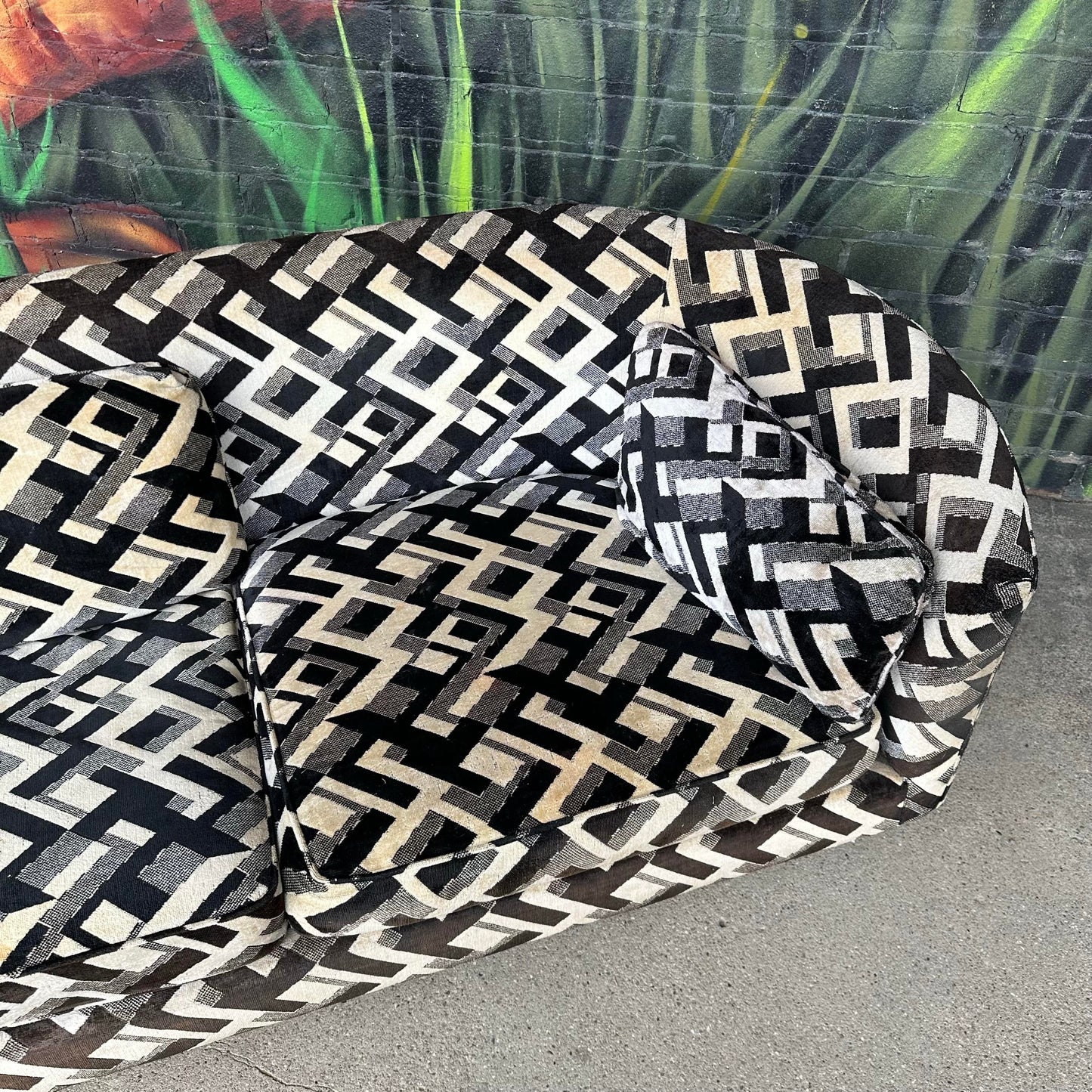 Mid-Century Modern Chrome Sofa by Flair in the Style of Milo Baughman