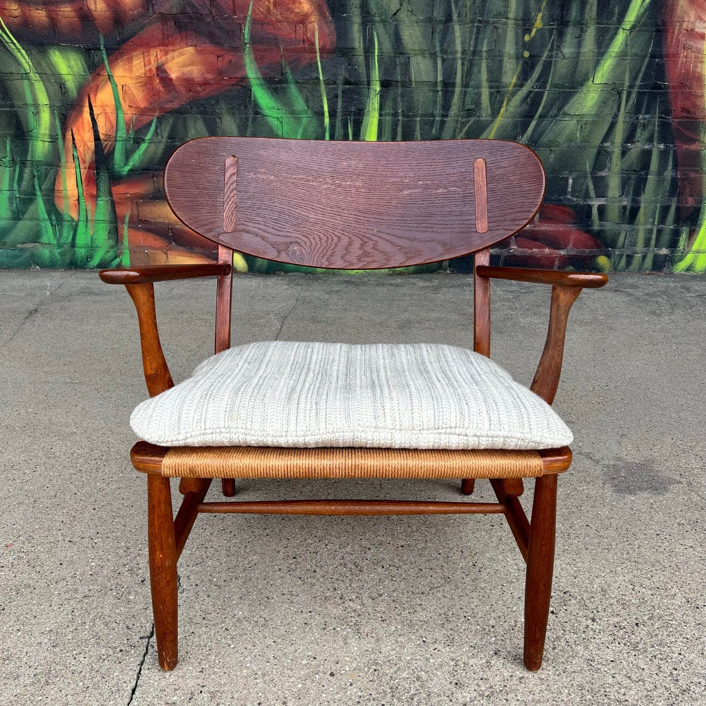 Mid Century Modern Hans Wegner Model Ch22 Shell Back Paddle Armchair