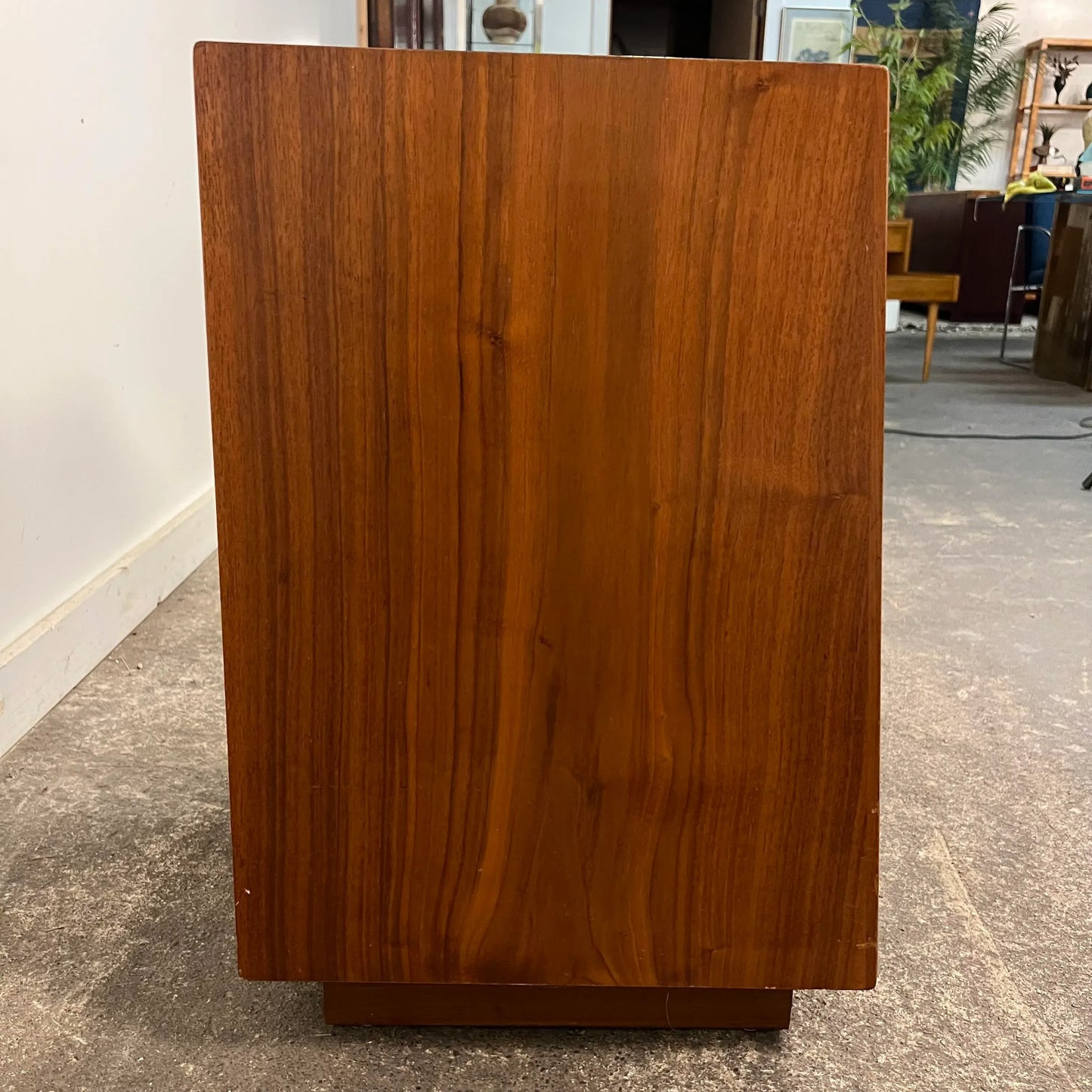 Kipp Stewart for Drexel Nightstand Decleration