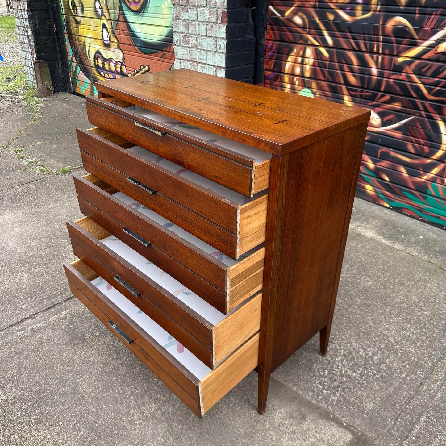 Bowtie for Lane Tall 5-Drawer Dresser