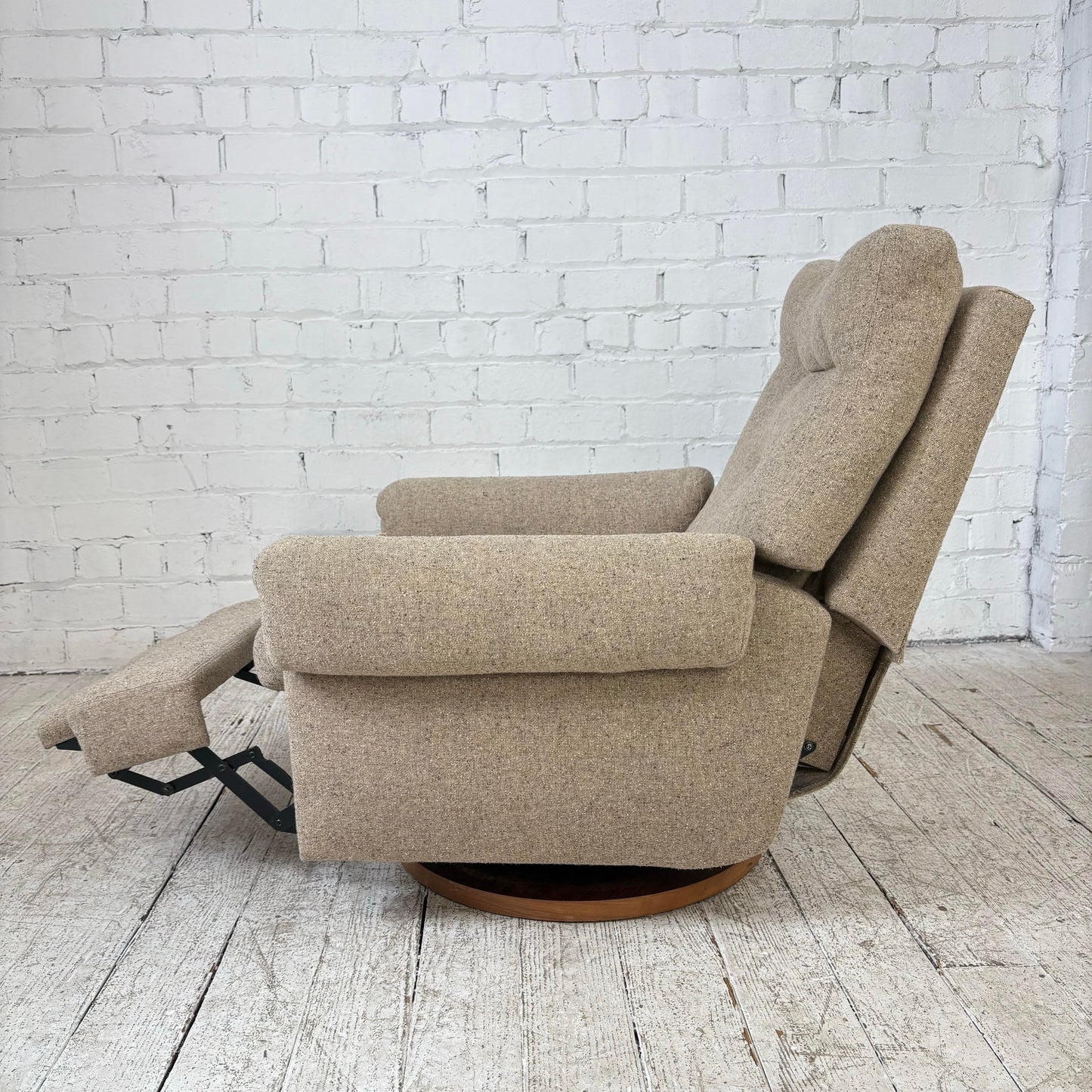 Milo Baughman for Thayer Coggin Reclining Lounge Chair