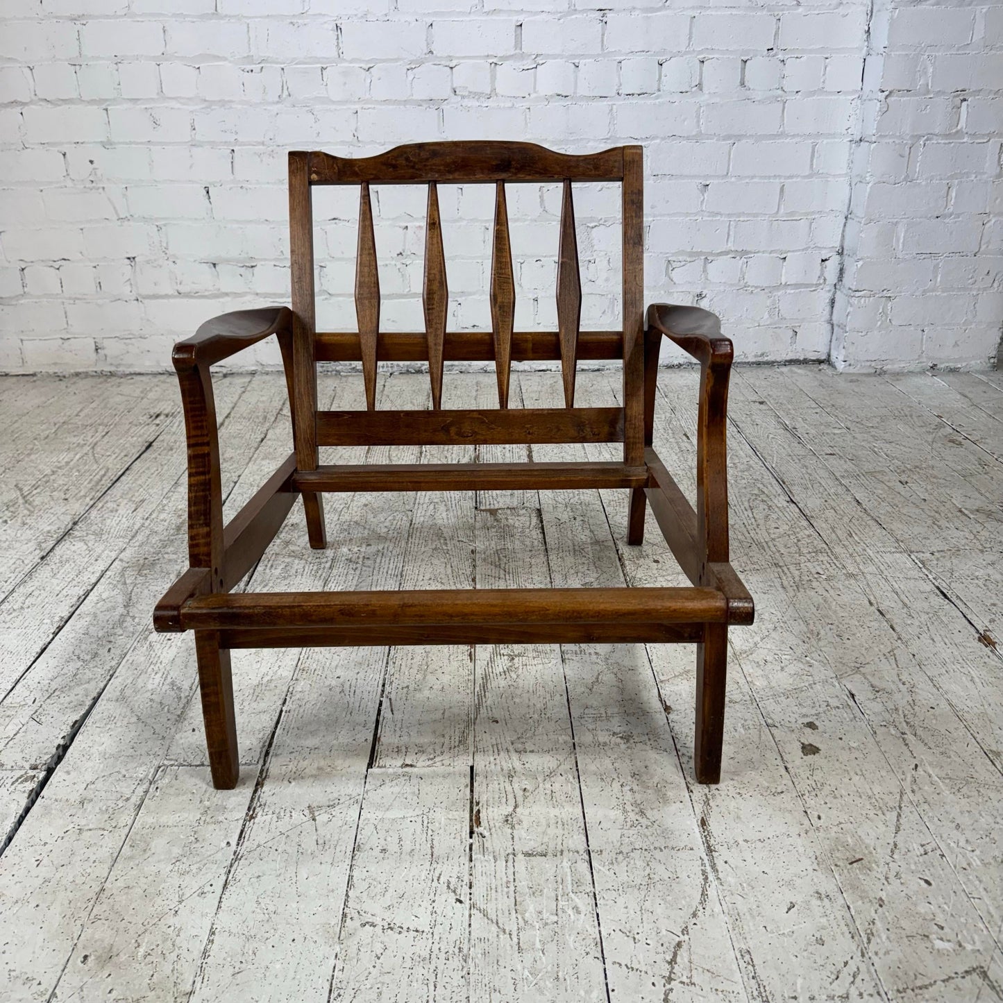 Mid Century Modern Danish Style Lounge Chair