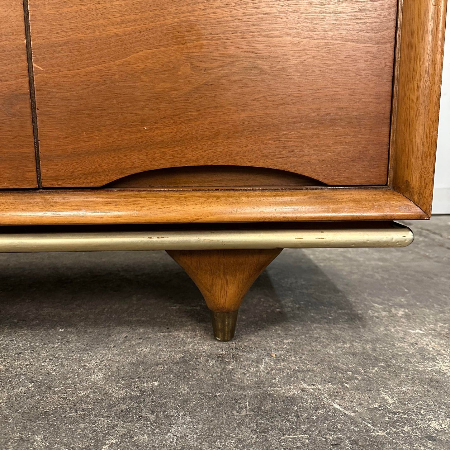 Mid Century Modern Kent Coffey Low Dresser "The Elegante" Line