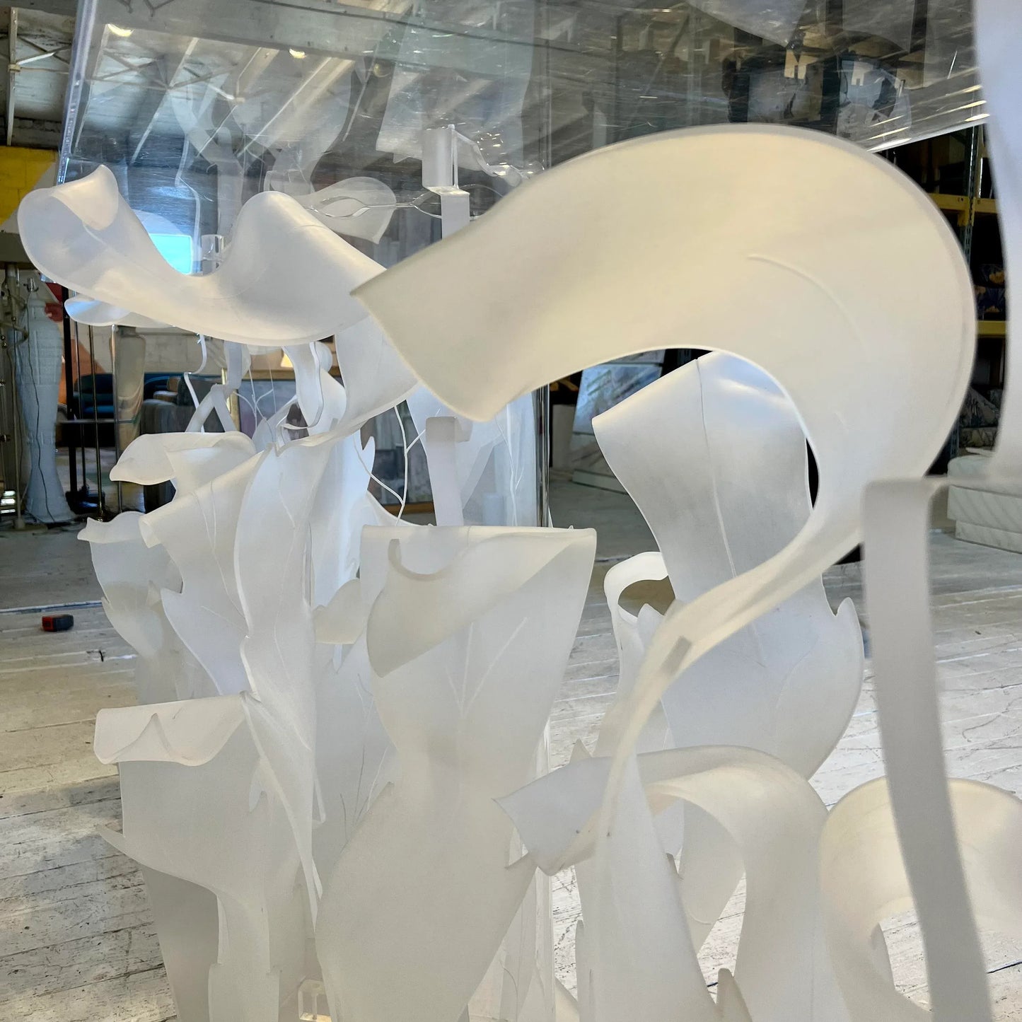 80s Custom Lucite Sculptural Foliage L Shape Bar