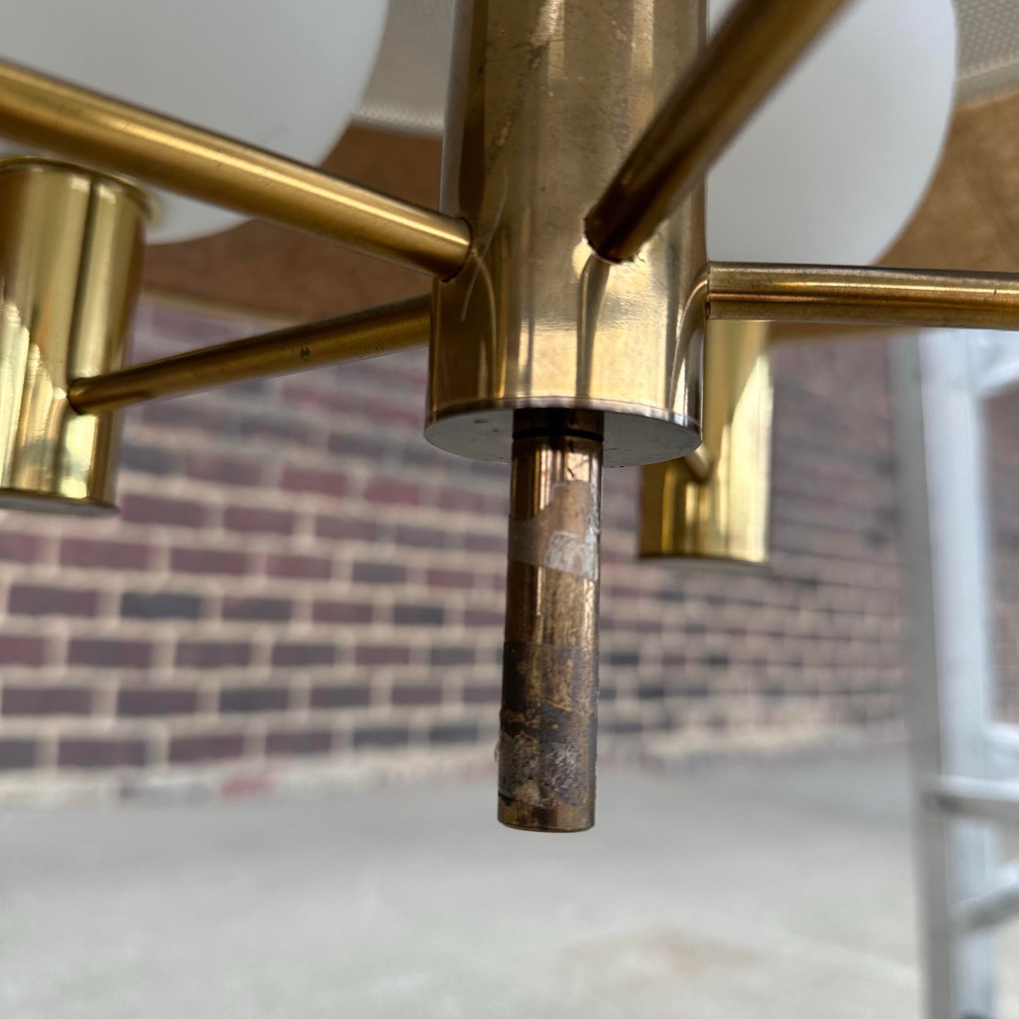 Mid Century Modern Chandelier Hanging Lamp by Gerald Thurston for Lightolier 1