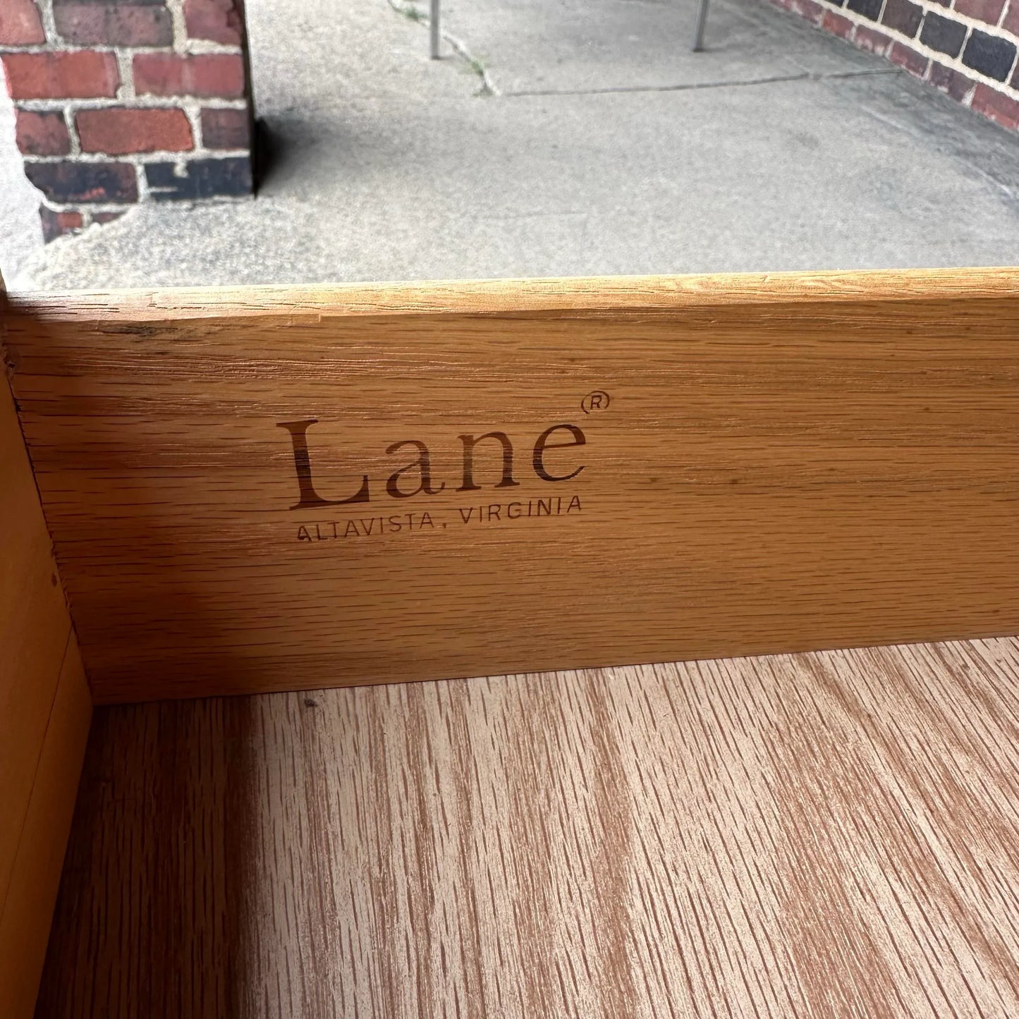 Lane Acclaim 7 Drawer Low Dresser