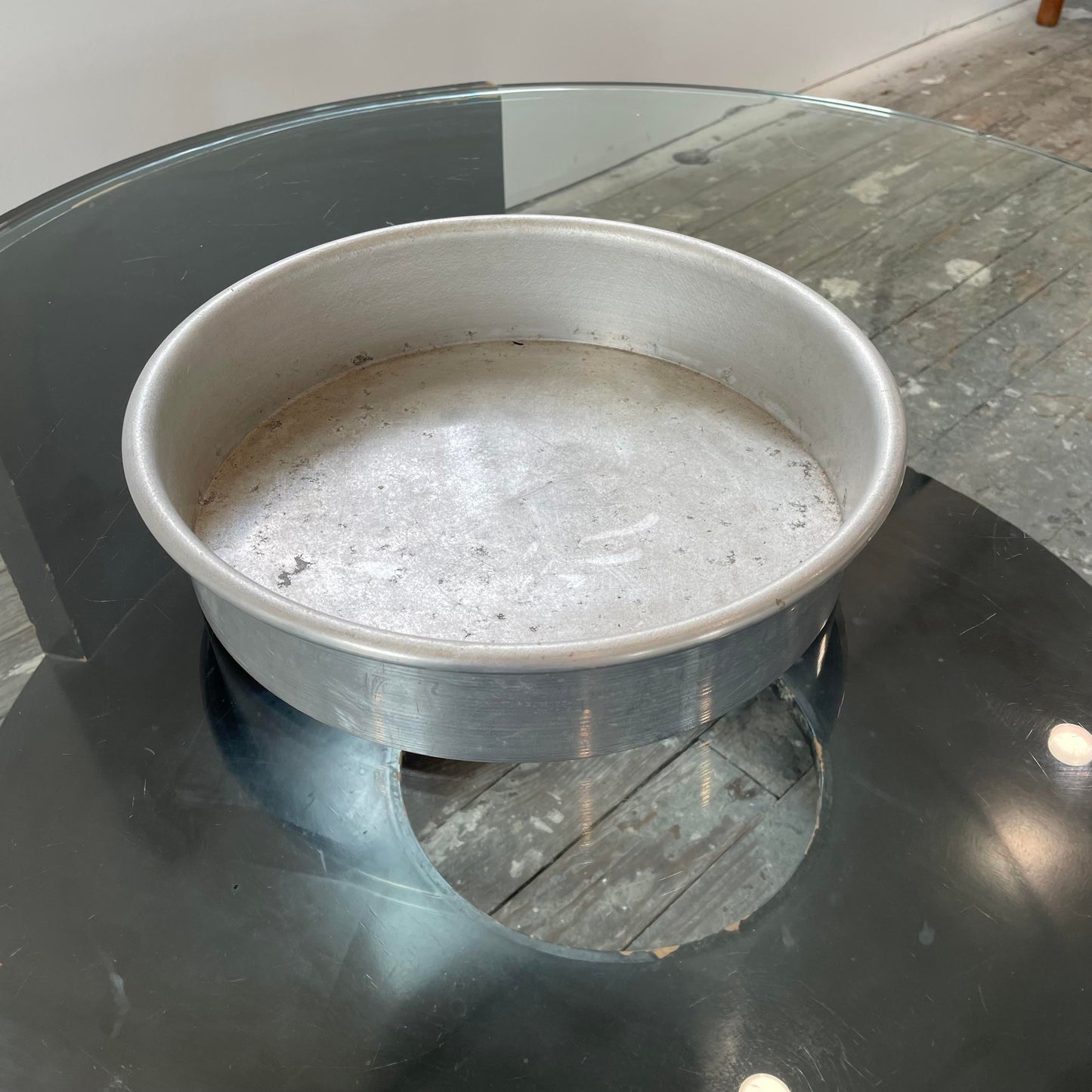 Mid 20th Century Circle Coffee Table