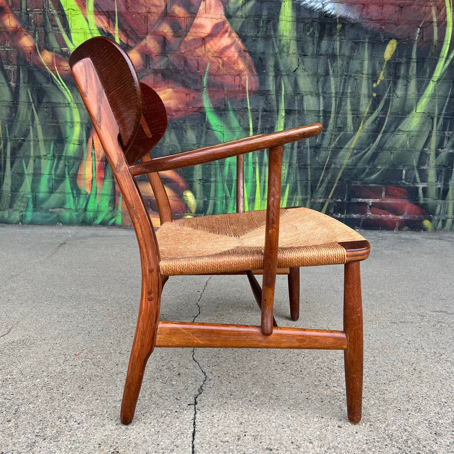 Mid Century Modern Hans Wegner Model Ch22 Shell Back Paddle Armchair