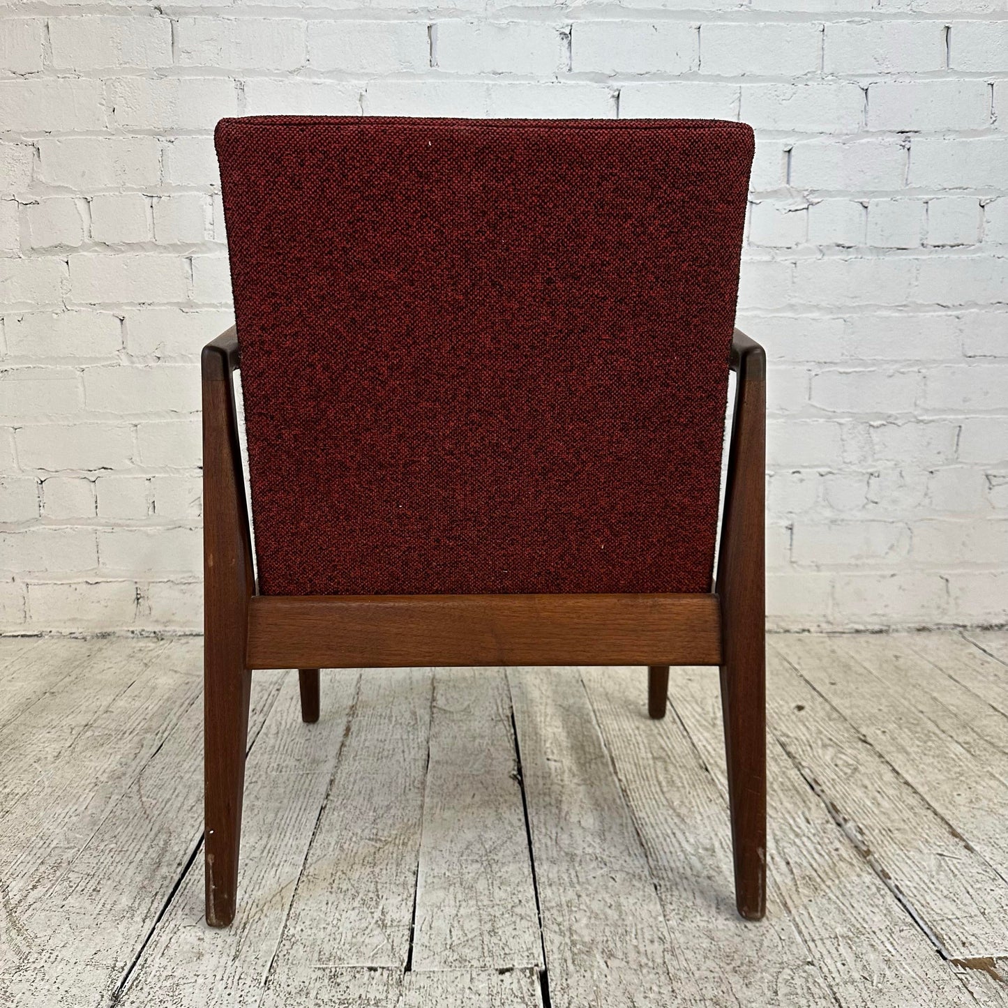 Mid-Century Modern Jen Risom Lounge Armchair