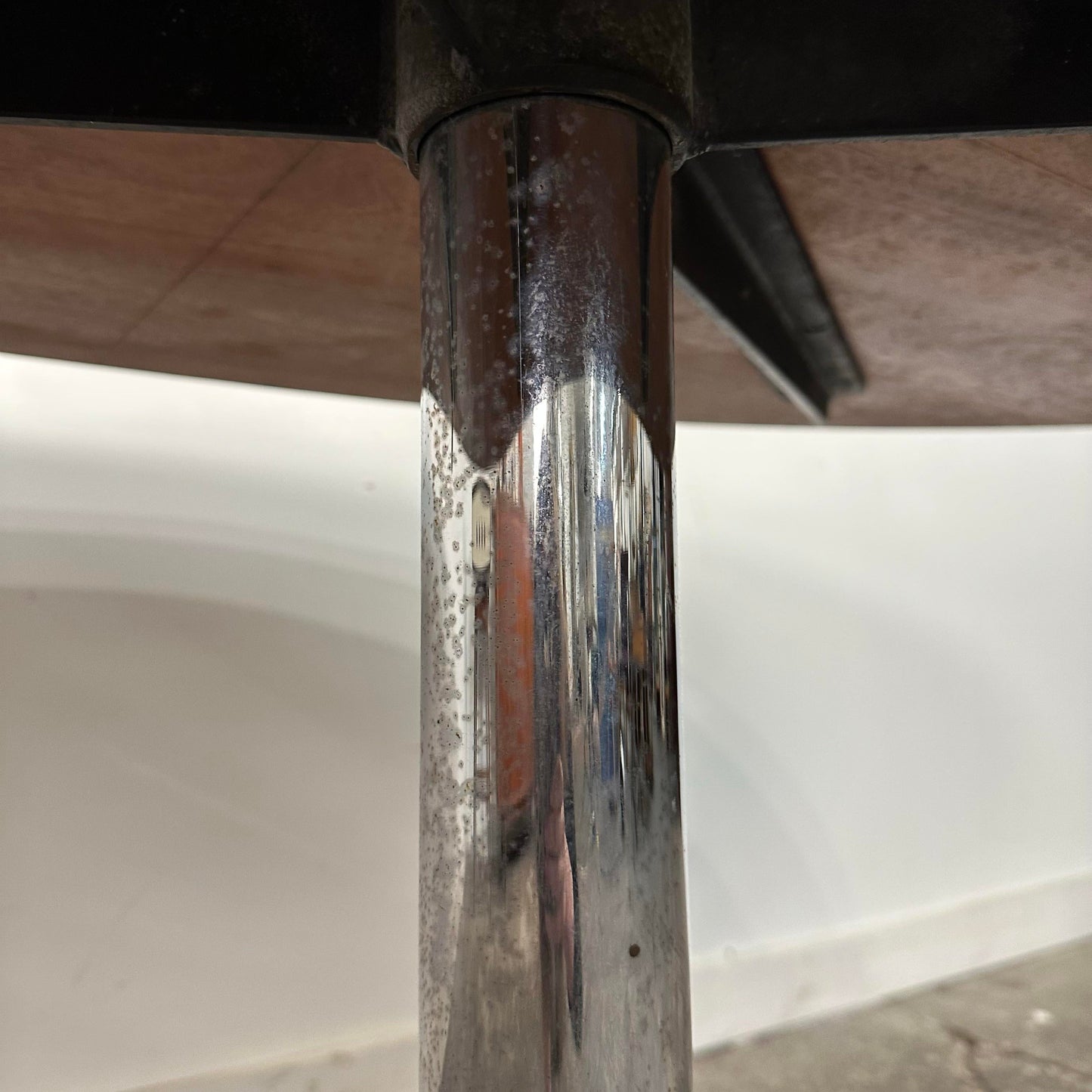 Mid Century Modern Florence Knoll Oval Dining Table Desk for Knoll