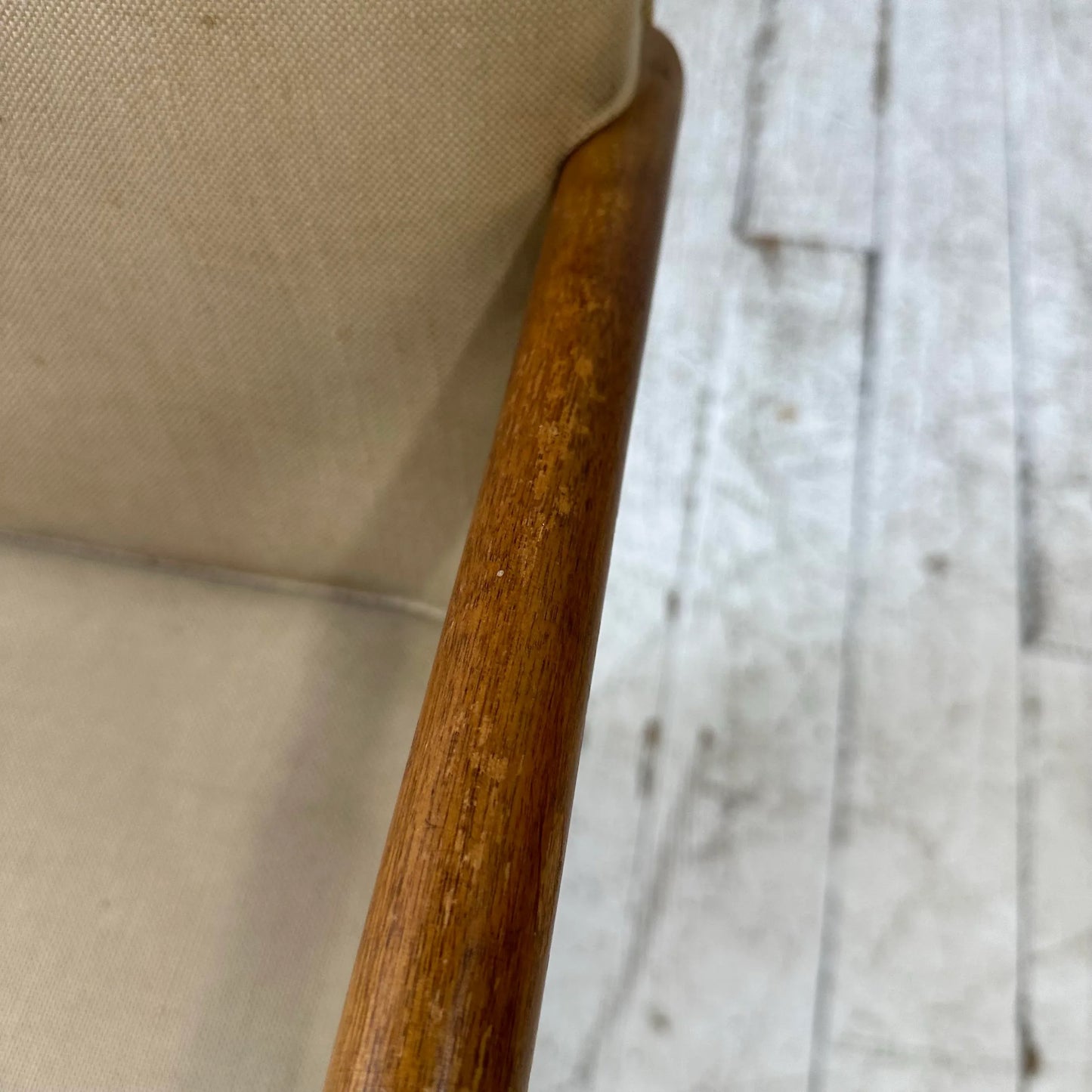 t.h. Robsjohn Gibbings Side Chair