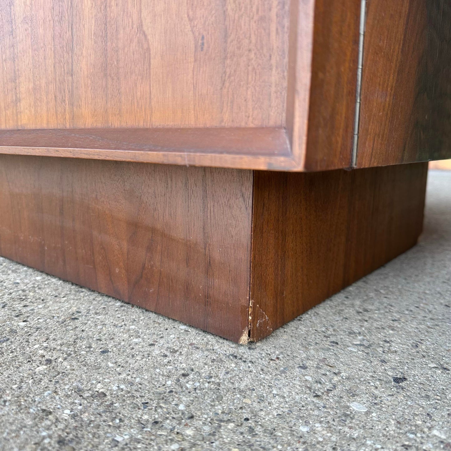 Mid-Century Modern Pair of Tobago Canadian Brutalist Nightstands